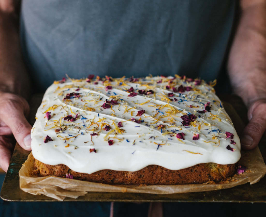 English Garden Cake - Weekend bakes