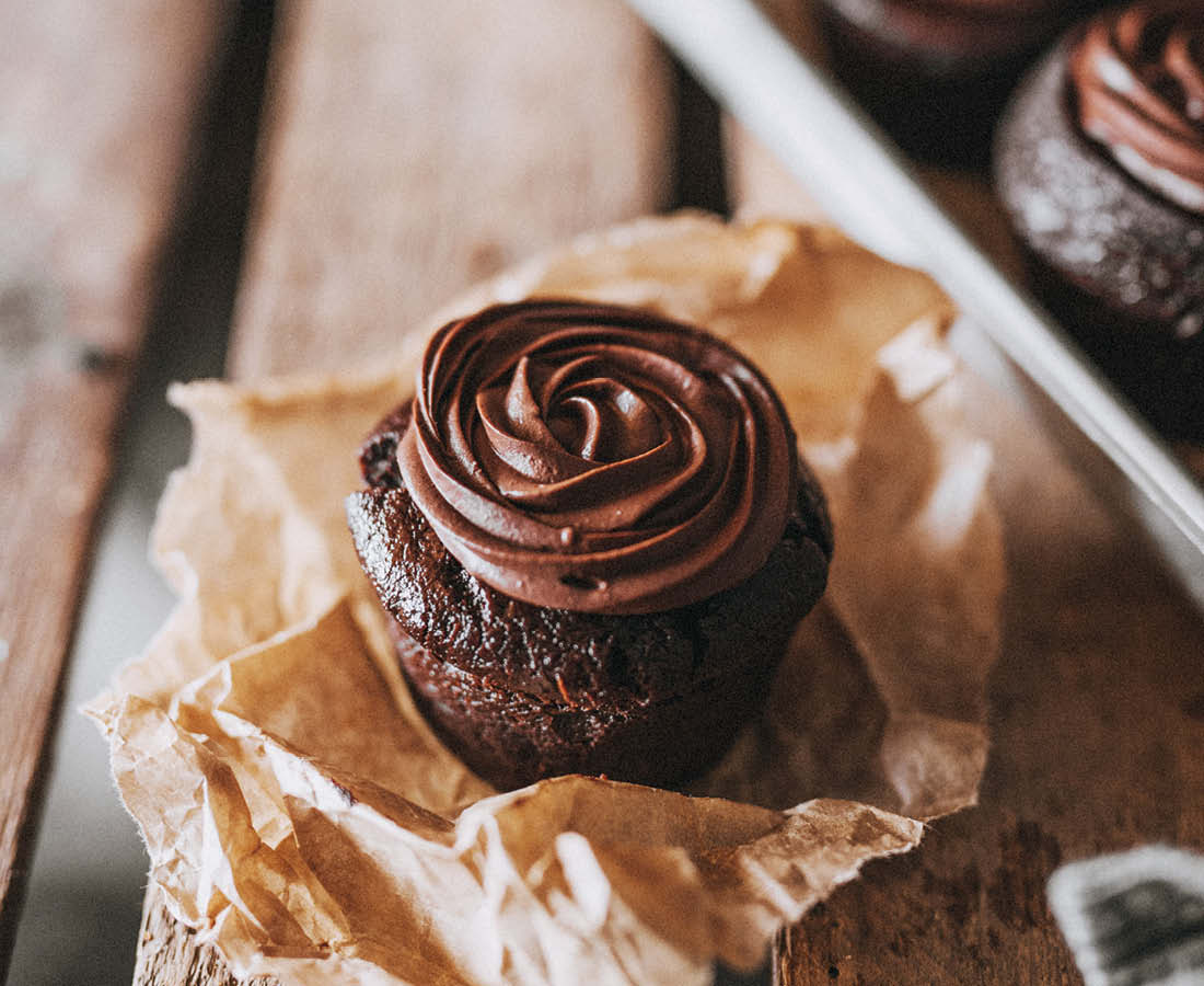 Vegan chocolate and beetroot cupcakes - Weekend bakes