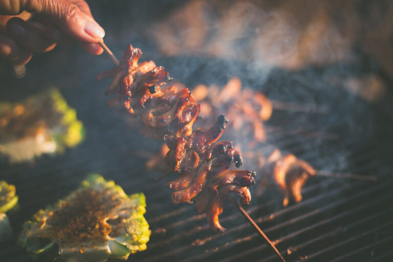 How to turn your barbecue into a smoker - smoky mushrooms
