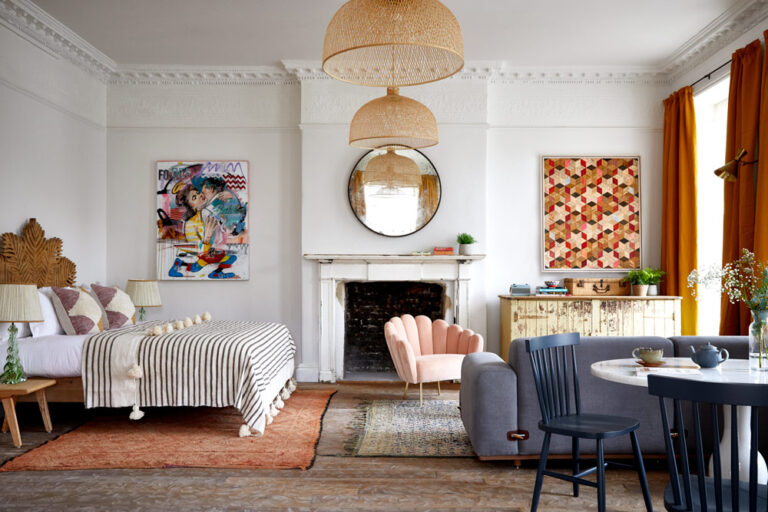 Bedroom at Artist Residence in Clifton